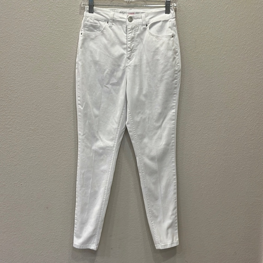 No Boundaries jeans